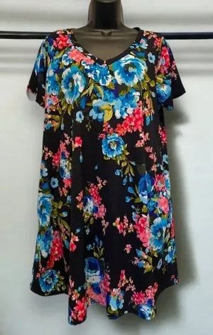 Glitzy girl boutique t shirt floral dress‎ size medium pockets thumbnail 1