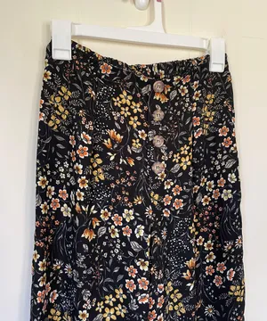 wide leg pants floral button detail boho women’s size XS thumbnail 4