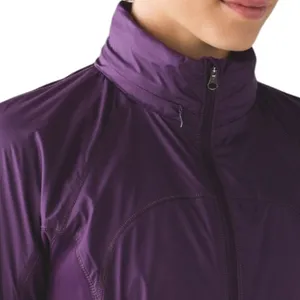 Lululemon Rush Hour Jacket Darkest Magenta Size 6 thumbnail 4
