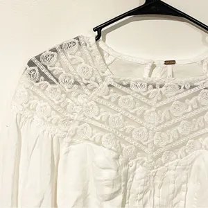 Free People Size Small White ‘Sweet Mornings’ Woven and Lace Top Peasant Boho thumbnail 3