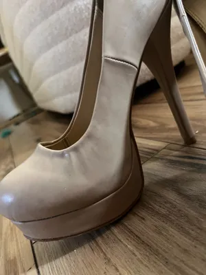 Chinese Laundry WOW Cream rounded toe Platform Pumps/Heels thumbnail 9