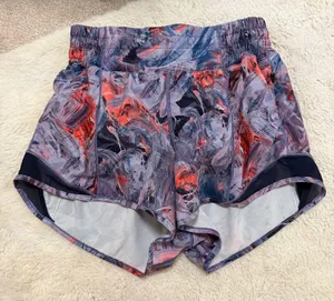 Lululemon High-Rise Hotty Hot Shorts 2.5" thumbnail 1