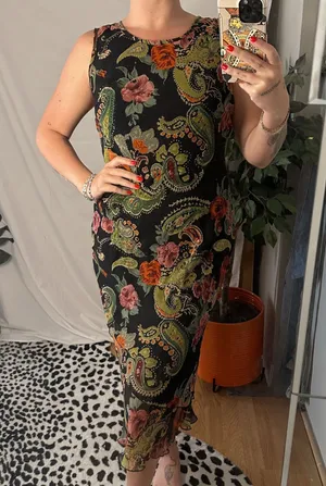 Vintage Floral Paisley Sequin Midi Sheath Dress Black Medium thumbnail 1