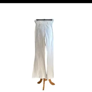 NWT Showpo white pants size‎ 0 White thumbnail 4