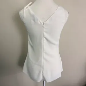 REISS Cream Knotted Shoulder Draped Sleeveless Blouse Top Size US 4 UK 8 EU 36 thumbnail 3