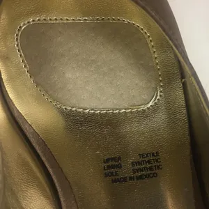 Size 10.5 gold heels 4.5 inch thumbnail 6