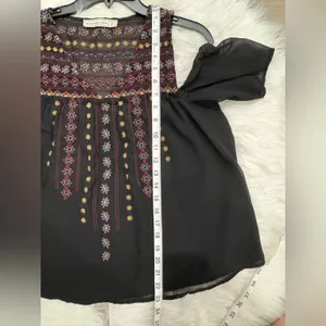 Abercrombie & Fitch Black Embroidered Blouse Size S thumbnail 7