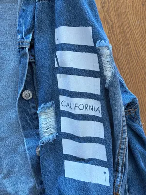 Fiore Oversized Denim Jacket with Beach Detail Womens Small thumbnail 3
