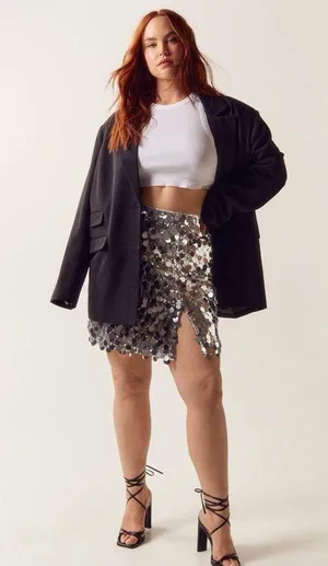 NWT Nasty Gal Plus Size Silver Sequin Split Mini Skirt Size 14 thumbnail 2