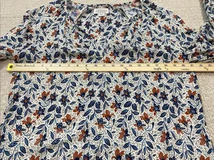 Velvet by Graham & Spencer White Floral V-Neck Blouse with Blue & Brown Accents thumbnail 10