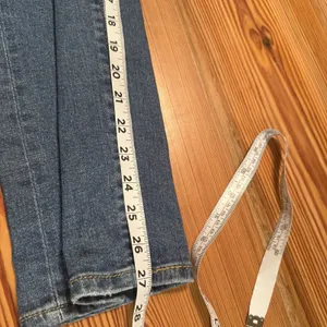 Levis‎ Jeans Womens 27 Wedgie Straight Blue Distressed Denim Stretch High Rise thumbnail 13