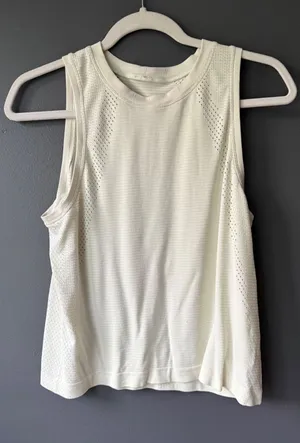Lululemon Sleeveless Pale Green Athletic Tank Top thumbnail 1