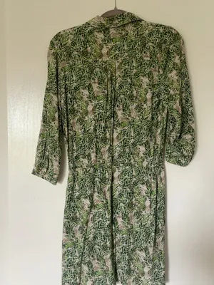 CAbi Green Tropical Print Surplice Dress Size S thumbnail 6