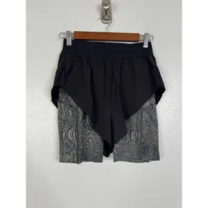 Lululemon lab Run Short 8 Black Foil Glitch Neutral 2-in-1 Athletic Shorts 4 thumbnail 3