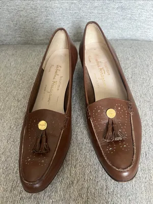 Salvatore Ferragamo Brown Leather Tassel Loafers READ Run small and narrow thumbnail 2
