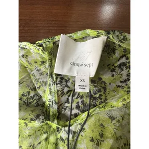 Cinq à Sept puff-sleeve top in a sheer green Size XS thumbnail 3