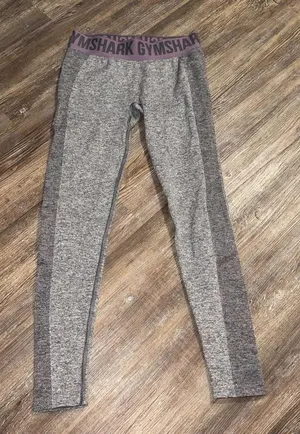 Gymshark Women’s Gray Toned Low Rise‎ Training Athletic Logo Legging Size XS thumbnail 1