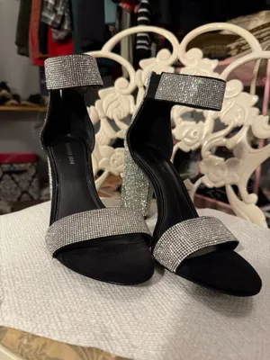Gianni Bini Heels Black Sparkly thumbnail 3