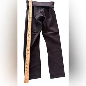 Lululemon leggings black size 2 thumbnail 4