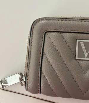 Victoria's Secret Small Wallet thumbnail 2