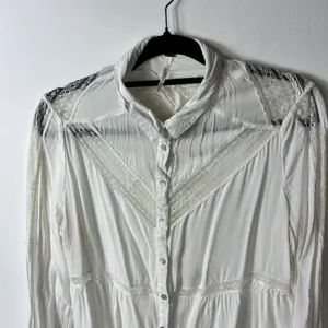 Free People White Lace Panel Rayon Gauze Button Down Blouse Small Boho Top thumbnail 4