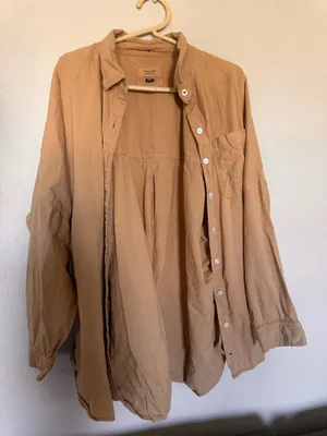 American Eagle Outfitters Button-Up Shirt thumbnail 2