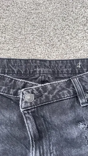 American Eagle Jean shorts  thumbnail 3