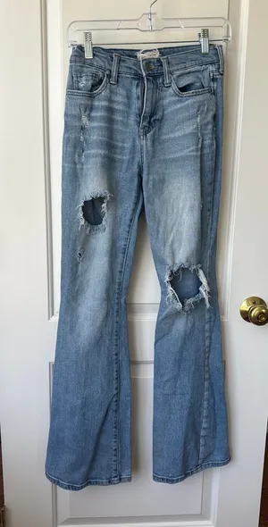 Altar'd State jeans thumbnail 1