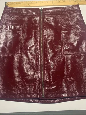 Burgundy Patent-Look Zip Front Mini Skirt Ladies Size XS thumbnail 1