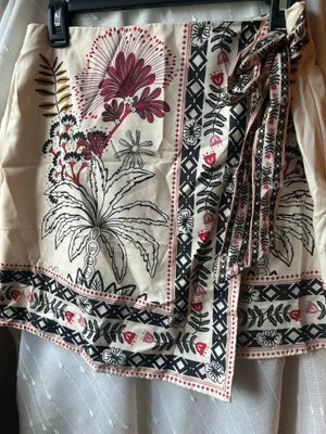 Patterned Skirt Multiple Size L thumbnail 2