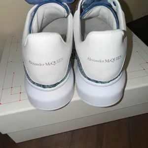 ALEXANDER MCQUEEN Womens‎ Blue Glitter-1-1/2" Platform Wedge Sneakers Shoes 37.5 thumbnail 6