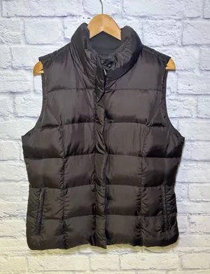 Eddie Bauer Women’s Puffer Vest Premium Quality Goose Down Brown Size Large thumbnail 1