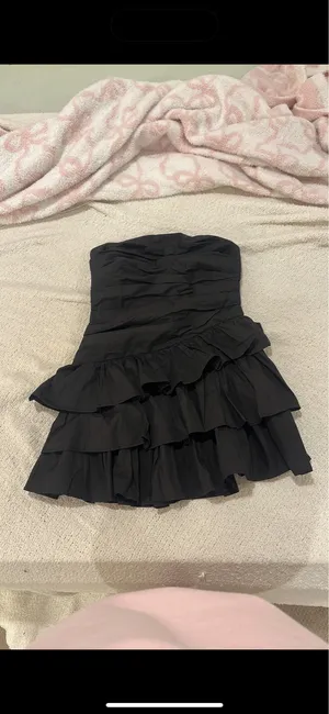 hello molly dress thumbnail 2