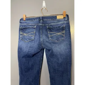 Aeropostale Skinny Jeans Womens 6 Medium Wash Blue Distressed Stretch Denim thumbnail 5