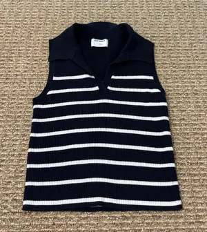 Old Navy Sweater Tank Top thumbnail 1