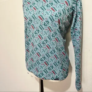 Patagonia base layer shirt box:009: thumbnail 2