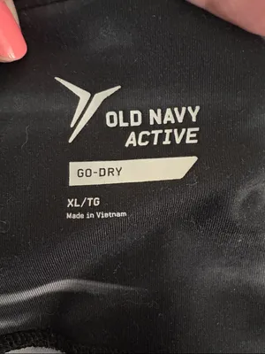 Old Navy Active Go-Dry Capris, XL thumbnail 4