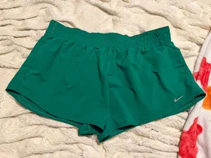 Nike shorts thumbnail 3