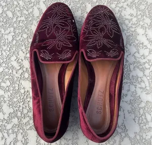 Schutz Burgundy Velvet Loafers Size 6 B Studded Slip On Flats Preppy thumbnail 10