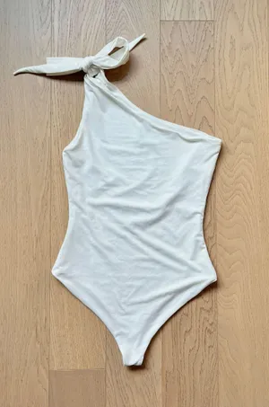Princess Polly One Shoulder Bow Tie White Bodysuit thumbnail 6
