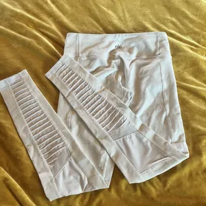 Alo white leggings size Small full length Moto Style And Details thumbnail 11