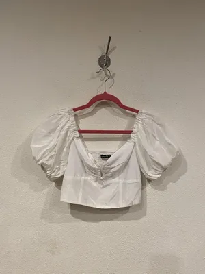 Abercrombie & Fitch Blouse Womens Small White Puff Sleeve Peasant Cropped Top thumbnail 2