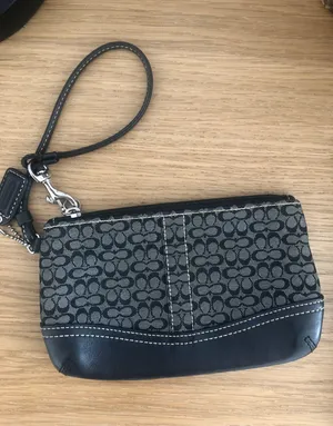 Coach Black Vintage C Wristlet thumbnail 1