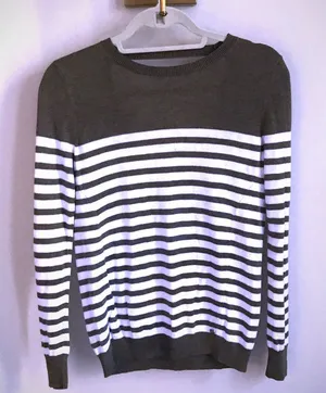 GUESS Keyhole Olive & White Striped Sweater Sz S thumbnail 1
