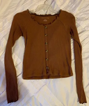 American Eagle Long-sleeve Top thumbnail 1