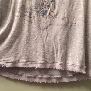 LC Lauren Conrad Cinderella Disney Castle Tee Shirt, Size Medium thumbnail 9