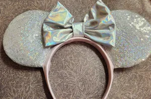Disney Loungefly Minnie Mouse Ears Quilted Irredescent thumbnail 1