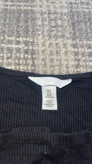 H&M Cropped T-shirt thumbnail 3