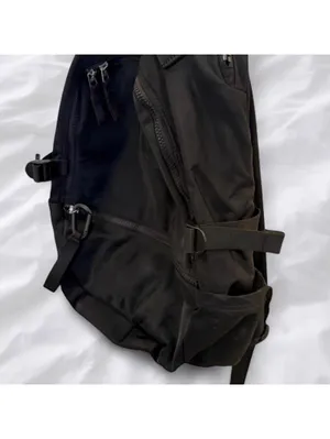 Black Lululemon backpack thumbnail 4
