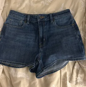American eagle super high rise stretch mom shorts thumbnail 1